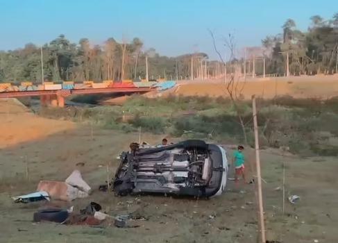 Acidente na rotatória da Rua da Marinha deixa 2 jovens mortos em Belém