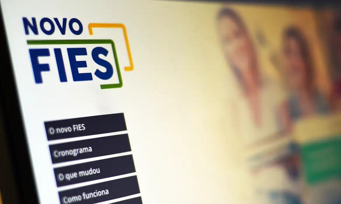 Fies abre inscrições para vagas remanescentes do segundo semestre